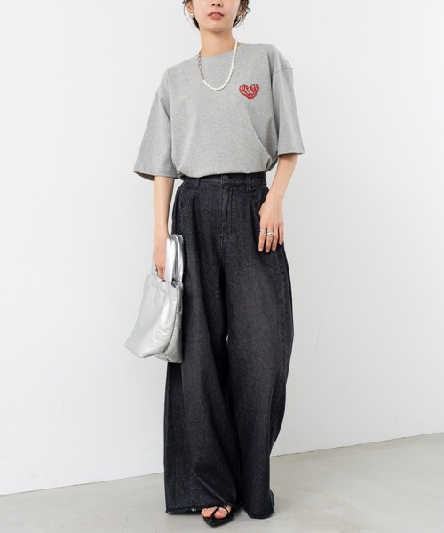 refinedworks(リファインドワークス)の「【refinedworks】サイドタックで魅せる デニムパンツ(デニムパンツ・レディース・ブラック/グレー/インディゴブルー・FREE)」の14枚目の写真