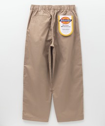 メンズのチノパンツ（ベージュ系・ワイド・ルーズ）ファッション