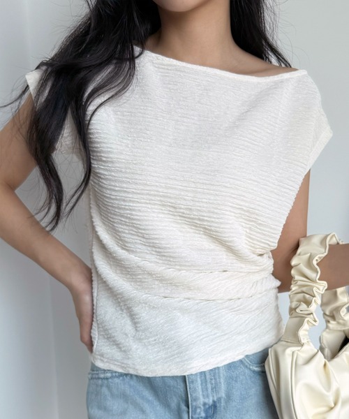 L LABEL（エルラベル）の「サイドギャザークレープトップ（Tシャツ/カットソー・レディース・ホワイト/ベージュ・FREE）」の4枚目の写真