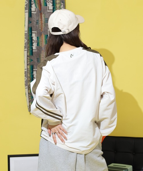 NERDY(ノルディ)の「カラーブロックウーブンウォームアップ(Tシャツ/カットソー・メンズ・ブラック/カーキ・S/M/L)」の10枚目の写真