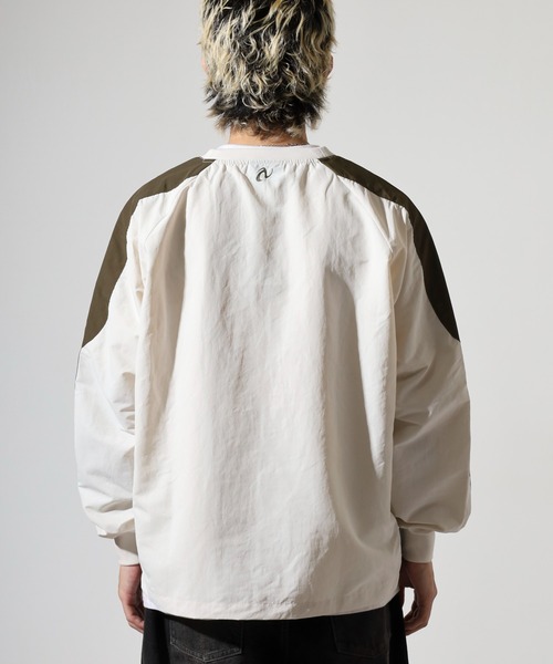 NERDY(ノルディ)の「カラーブロックウーブンウォームアップ(Tシャツ/カットソー・メンズ・ブラック/カーキ・S/M/L)」の22枚目の写真