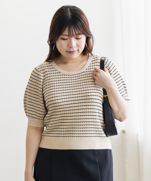 CLETTE(クレット)の「クルーネックパフスリーブニット(ニット/セーター・レディース・ホワイト系その他/ベージュ系その他/オフホワイト/ブラック・LL/3L/4L)」の15枚目の写真
