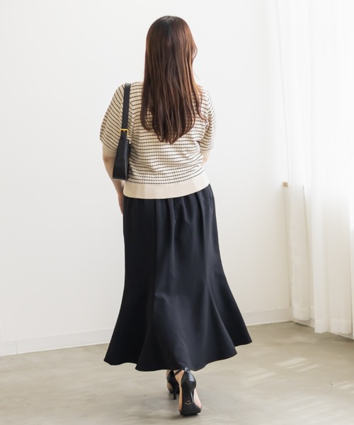 CLETTE(クレット)の「クルーネックパフスリーブニット(ニット/セーター・レディース・ホワイト系その他/ベージュ系その他/オフホワイト/ブラック・LL/3L/4L)」の18枚目の写真