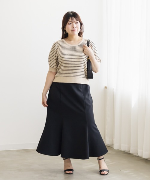 CLETTE(クレット)の「クルーネックパフスリーブニット(ニット/セーター・レディース・ホワイト系その他/ベージュ系その他/オフホワイト/ブラック・LL/3L/4L)」の17枚目の写真