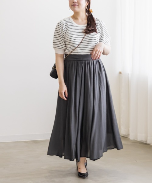 CLETTE(クレット)の「クルーネックパフスリーブニット(ニット/セーター・レディース・ホワイト系その他/ベージュ系その他/オフホワイト/ブラック・LL/3L/4L)」の9枚目の写真
