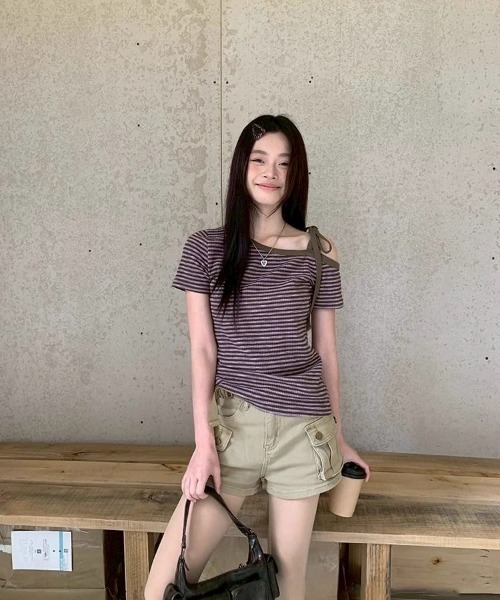 almo(アルモ)の「【LAMPOON】ボーダーワンショルダーTシャツ(Tシャツ/カットソー・レディース・パープル・SMALL/MEDIUM/LARGE)」の5枚目の写真