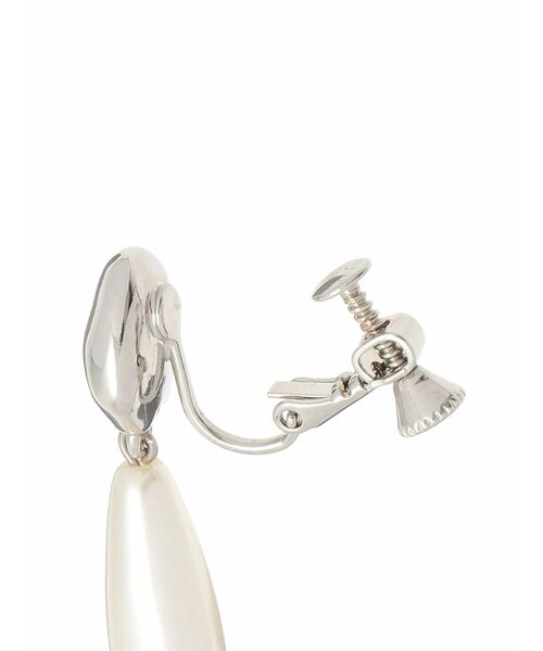 LAGUNAMOON（ラグナムーン）の「LADYフェイクパールメタルフレームイヤリング（イヤリング・レディース・シルバー/ゴールド・FREE）」の3枚目の写真