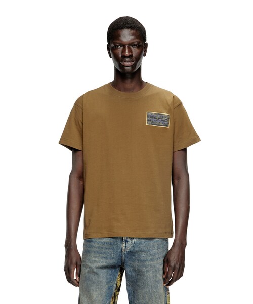 DIESEL(ディーゼル)の「メンズ Tシャツ T-NORM-T3(Tシャツ/カットソー・メンズ・ホワイト/ダークグリーン・MEDIUM/SMALL/X-LARGE/X-SMALL/XXX-LARGE/LARGE/XX-LARGE)」の10枚目の写真