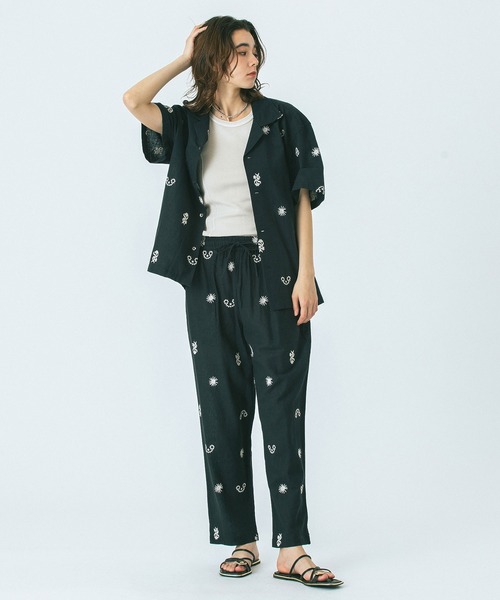 HLAADA(フラーダ)の「(HLAADA for ROSEBUD)EMBROIDERED SHIRT(シャツ/ブラウス・レディース・ブラック/オフホワイト・ONE SIZE)」の19枚目の写真