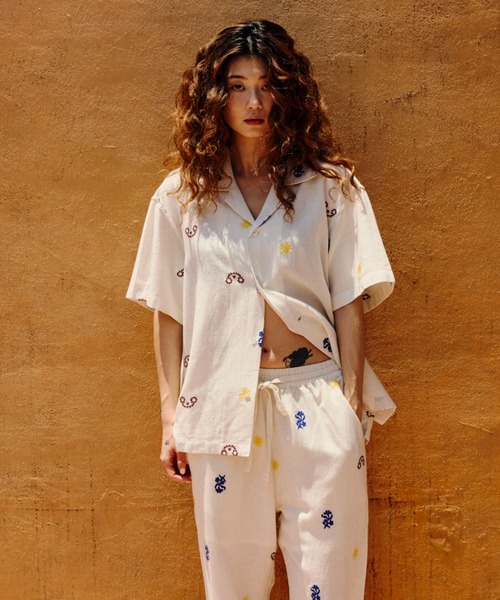 HLAADA(フラーダ)の「(HLAADA for ROSEBUD)EMBROIDERED SHIRT(シャツ/ブラウス・レディース・ブラック/オフホワイト・ONE SIZE)」の20枚目の写真