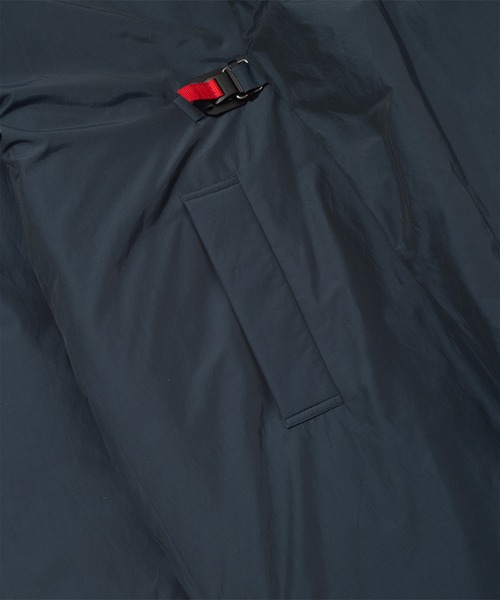 F/CE. （エフシーイー）の「F/CE. RECYCLED DOWN 2WAY STAND COAT / エフシーイー  リサイクルダウン2ウェイスタンドコート（ダウンジャケット/コート・メンズ・ベージュ/ネイビー/ブラック・LARGE/MEDIUM/SMALL）」の12枚目の写真