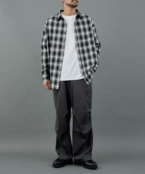 COLONY 2139（コロニートゥーワンスリーナイン）の「シンセティックスエードカーゴパンツ（カーゴパンツ・メンズ・チャコールグレー/アイボリー/ブラック/カーキ・MEDIUM/LARGE）」の9枚目の写真