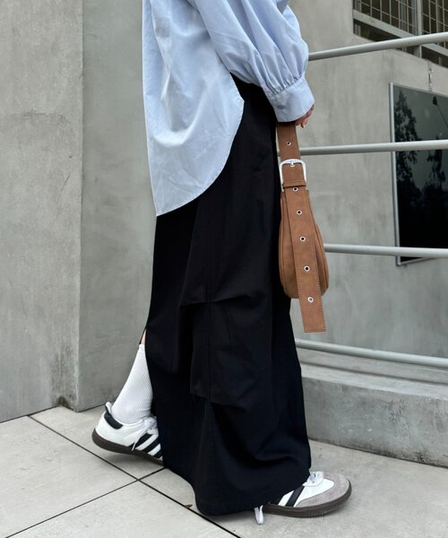 CIAOPANIC TYPY（チャオパニックティピー）の「光沢ナイロンリメイク風ミリタリースカート（スカート・レディース・ブラック/カーキ/ブラウン・LARGE/MEDIUM/SMALL）」の14枚目の写真