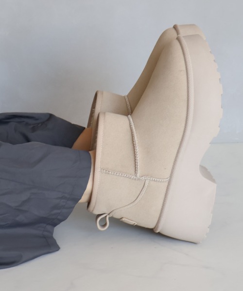 VIVIAN(ヴィヴィアン)の「もふぽか厚底7cmチャンキーヒールムートンブーツ(ブーツ・レディース・ベージュ/キャメル/ブラック・M/S/LL/L)」の19枚目の写真