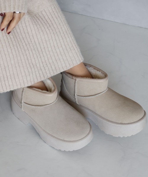 VIVIAN(ヴィヴィアン)の「もふぽか厚底7cmチャンキーヒールムートンブーツ(ブーツ・レディース・ベージュ/キャメル/ブラック・M/S/LL/L)」の22枚目の写真