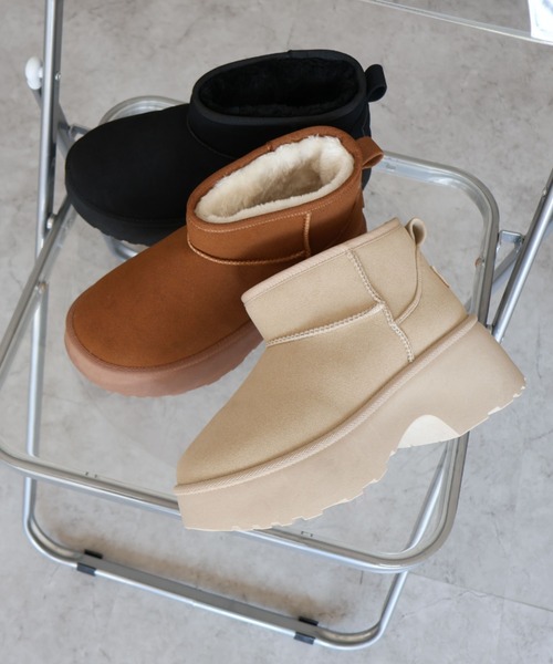 VIVIAN(ヴィヴィアン)の「もふぽか厚底7cmチャンキーヒールムートンブーツ(ブーツ・レディース・ベージュ/キャメル/ブラック・M/S/LL/L)」の4枚目の写真