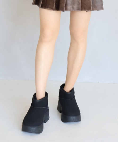 VIVIAN(ヴィヴィアン)の「もふぽか厚底7cmチャンキーヒールムートンブーツ(ブーツ・レディース・ベージュ/キャメル/ブラック・M/S/LL/L)」の8枚目の写真