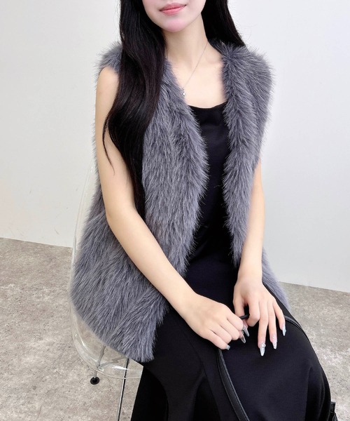 INGNI(イング)の「エコファーベスト(ベスト・レディース・アイボリー/グレー/ベージュ・M)」の2枚目の写真