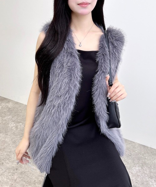 INGNI(イング)の「エコファーベスト(ベスト・レディース・アイボリー/グレー/ベージュ・M)」の14枚目の写真