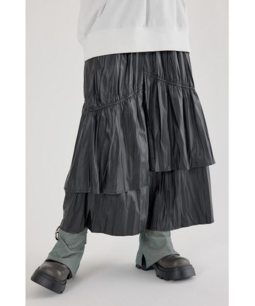 RODEO CROWNS WIDE BOWL（ロデオクラウンズワイドボウル）の「レザーライクフリルティアードスカート（スカート・レディース・ブラック/ブラウン/カーキ・FREE）」の2枚目の写真