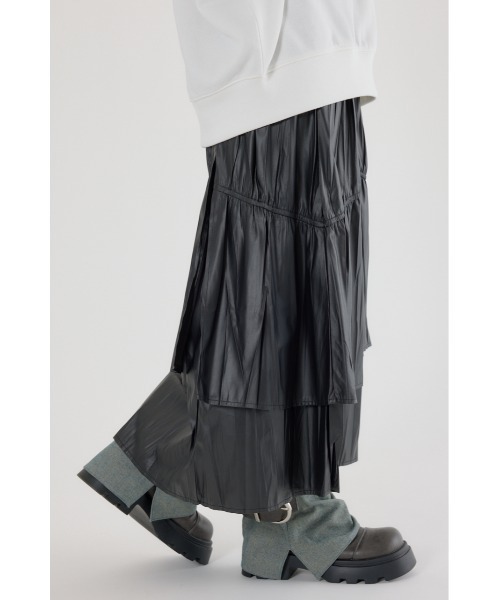 RODEO CROWNS WIDE BOWL（ロデオクラウンズワイドボウル）の「レザーライクフリルティアードスカート（スカート・レディース・ブラック/ブラウン/カーキ・FREE）」の6枚目の写真