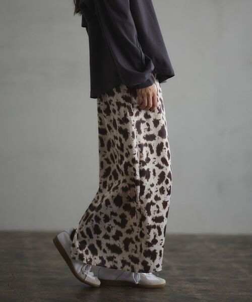 CRAFT STANDARD BOUTIQUE（クラフトスタンダードブティック）の「ヒョウ柄プリントIラインスカート（スカート・レディース・グレー/ベージュ・FREE）」の22枚目の写真