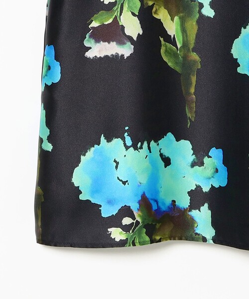 EFFE BEAMS(エッフェビームス)の「M・fil / ムーンセット ブラウス(シャツ/ブラウス・レディース・ロイヤルブルー・38)」の5枚目の写真