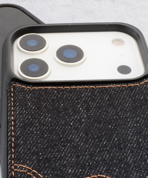 EDWIN（エドウィン）の「iPhone17 iPhone17Pro エドウィン MagSafe対応背面/デニム（スマホケース/カバー・メンズ・ブラック/インディゴブルー・iPhone 17/iPhone 17 Pro）」の4枚目の写真