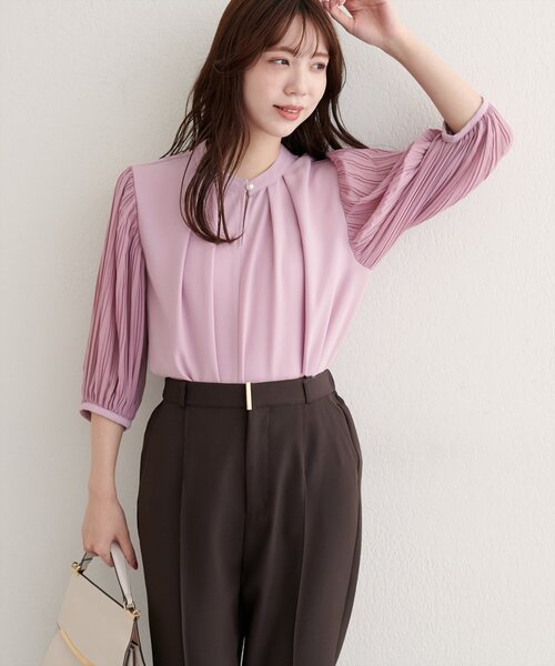 natural couture(ナチュラルクチュール)の「【WEB限定】プリーツスリーブきれいめブラウス(シャツ/ブラウス・レディース・ピンク/ネイビー/ミント/ベージュ/オフホワイト・FREE)」の7枚目の写真
