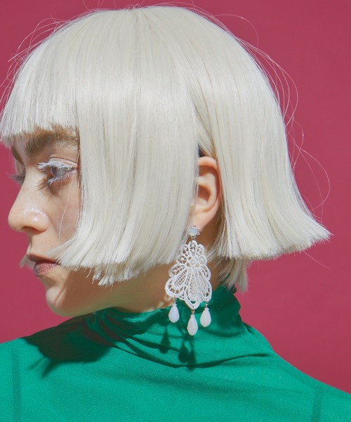 manana suerte(マニャーナスエルテ)の「レース×ビジューピアス(ピアス(両耳用)・レディース・ブラック/ホワイト・FREE)」の12枚目の写真