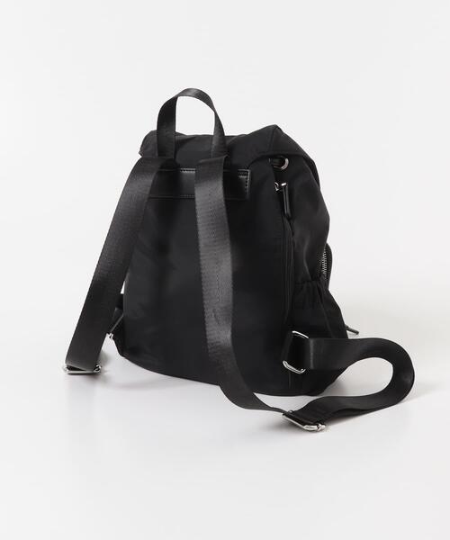 撥水マルチポケットナイロンリュック（バックパック/リュック