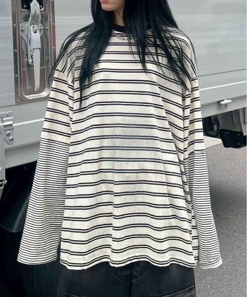 Chikashitsu +(チカシツプラス)の「【Chikashitsu +】oversized layered border washed long sleeve / 【チカシツプラス】オーバーサイズウォッシュドレイヤードボーダー長袖Tシャツ(Tシャツ/カットソー・メンズ・ホワイト/ブラック・ONE SIZE)」の3枚目の写真