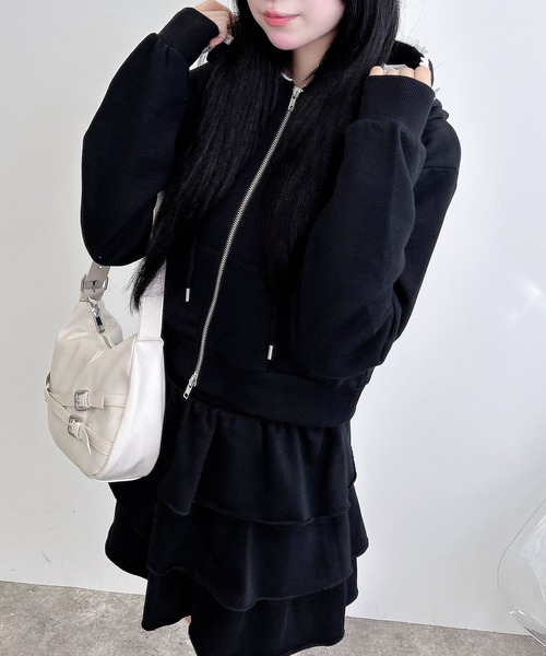 INGNI（イング）の「レース付スウェットジップパーカー(セットアップ対応)（パーカー・レディース・オートミール/ブラック/グレー・M）」の18枚目の写真