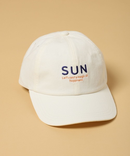 LAKOLE（ラコレ）の「【らこれキッズ】刺繍キャップ / 588186（キャップ・キッズ・ホワイト/ラベンダー/オレンジ/チャコール・FREE）」の2枚目の写真