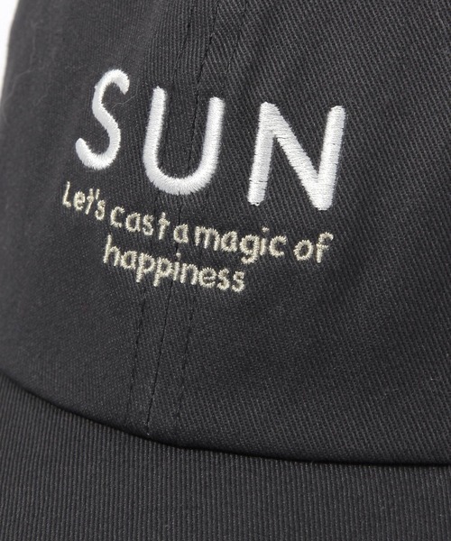 LAKOLE（ラコレ）の「【らこれキッズ】刺繍キャップ / 588186（キャップ・キッズ・ホワイト/ラベンダー/オレンジ/チャコール・FREE）」の13枚目の写真