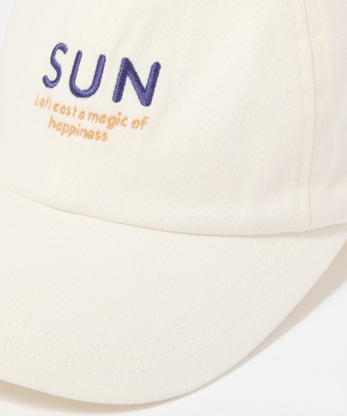 LAKOLE（ラコレ）の「【らこれキッズ】刺繍キャップ / 588186（キャップ・キッズ・ホワイト/ラベンダー/オレンジ/チャコール・FREE）」の17枚目の写真