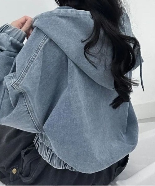 LETee（レティー）の「デニムパーカー（パーカー・レディース・ブルー/ブラック・FREE）」の7枚目の写真