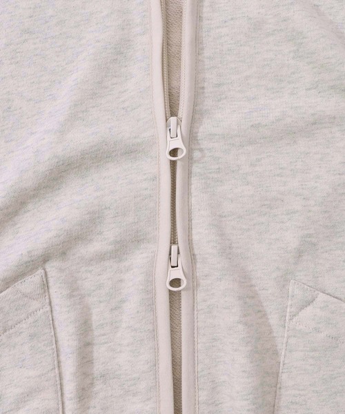 ScoLar(スカラー)の「153661:ミニ裏毛スカ子ロゴ ダブルジップカーディガン(カーディガン/ボレロ・レディース・ブラック/オートミール/杢グレー・M)」の7枚目の写真