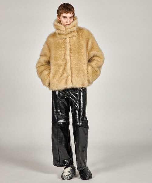 PRANK PROJECT（プランクプロジェクト）の「シンセティックレザープレスパンツ / Synthetic Leather Press Pants（その他パンツ・レディース・ベージュ/ダークブラック/ブラック・36/38）」の6枚目の写真