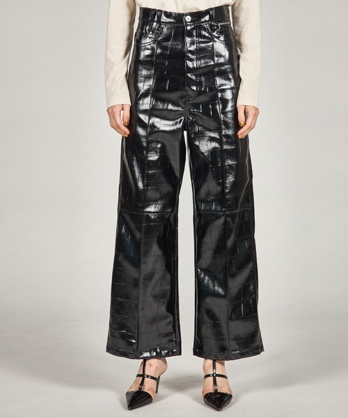 PRANK PROJECT（プランクプロジェクト）の「シンセティックレザープレスパンツ / Synthetic Leather Press Pants（その他パンツ・レディース・ベージュ/ダークブラック/ブラック・36/38）」の10枚目の写真