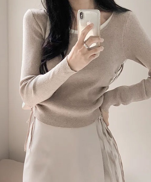 VIVID LADY(ビビッドレディー)の「フェイクレイヤードドロストリブニット(ニット/セーター・レディース・ベージュ/ブラック/ワイン/グレー・FREE)」の18枚目の写真