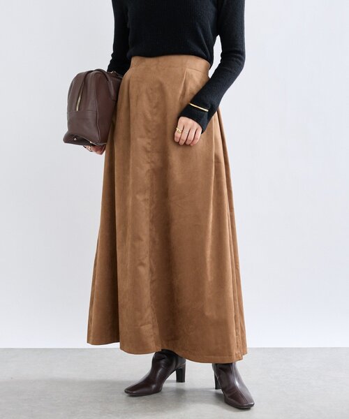 RIVE DROITE(リヴドロワ)の「【モダンな印象】ブラッシュドクロスサイドタックスカート(スカート・レディース・ブラウン/キャメル・38/36)」の2枚目の写真
