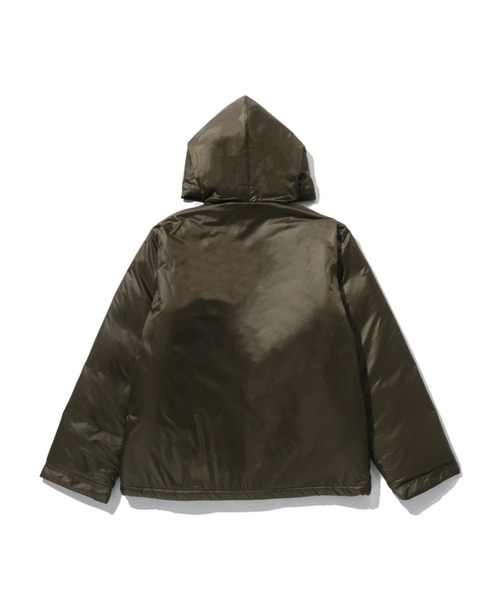 A BATHING APE(アベイシングエイプ)の「SHARK PATCH PADDED HOODIE JACKET(ナイロンジャケット・キッズ・ブラック・150/160)」の3枚目の写真