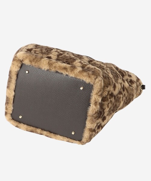 MACKINTOSH LONDON（マッキントッシュ ロンドン）の「【婦人画報11月号掲載】エコペルファーバイブリーBAG（ショルダーバッグ・レディース・ベージュ系その他3・FREE）」の5枚目の写真