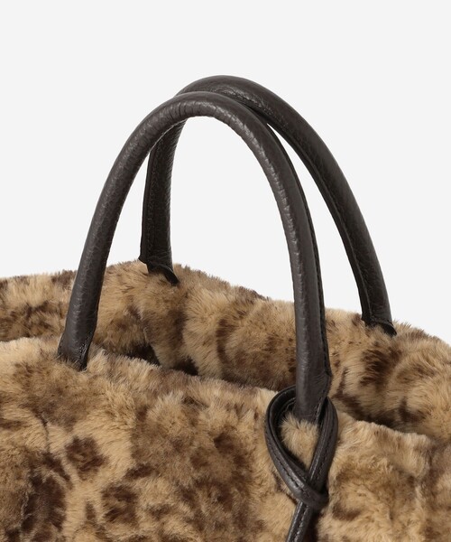 MACKINTOSH LONDON（マッキントッシュ ロンドン）の「【婦人画報11月号掲載】エコペルファーバイブリーBAG（ショルダーバッグ・レディース・ベージュ系その他3・FREE）」の10枚目の写真