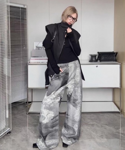Sibra（シブラ）の「デジタルプリント ワイドデニムパンツ（デニムパンツ・レディース・グレー・M）」の9枚目の写真