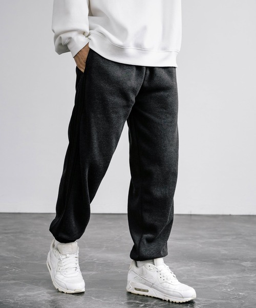 Rocky Monroe(ロッキーモンロー)の「裏起毛サイドラインバルーンスウェットジョガーパンツ(スウェットパンツ・メンズ・オートミール/チャコール/グレイッシュベージュ/ブラック・M/L/XL)」の2枚目の写真
