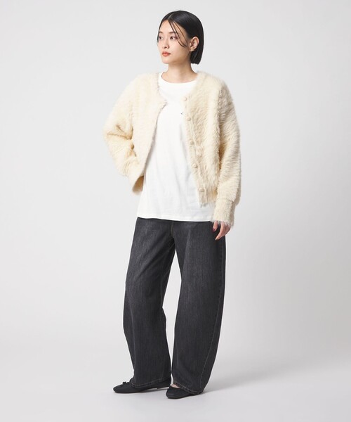A DAY IN THE LIFE UNITED ARROWS(アデイインザライフユナイテッドアローズ)の「フェザーボリューム 2WAY カーディガン <A DAY IN THE LIFE>(カーディガン/ボレロ・レディース・オフホワイト/ベージュ/ダークグレー/ピンク・FREE)」の6枚目の写真