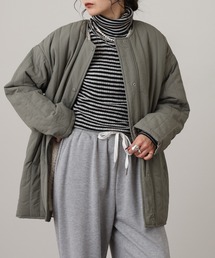 OMNES（オムネス）の「裏ボアラインキルト ノーカラージャケット（ノーカラーコート）」