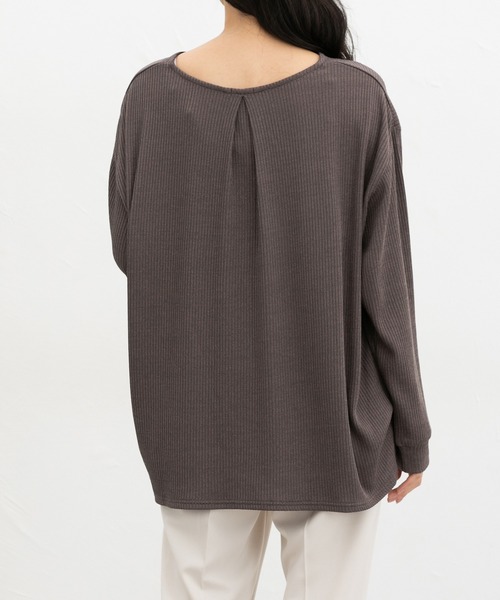 Honeys(ハニーズ)の「Vネックチュニック(Tシャツ/カットソー・レディース・ブルー/モカ/イエロー系その他/グレー系その他/ブラック・L/LL/M)」の21枚目の写真